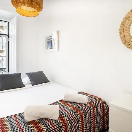 Restauradores By Hill Лиссабон